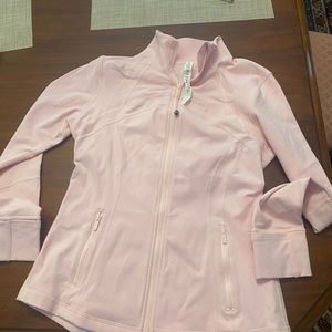 NWOT strawberry milkshake lululemon define jacket size 10